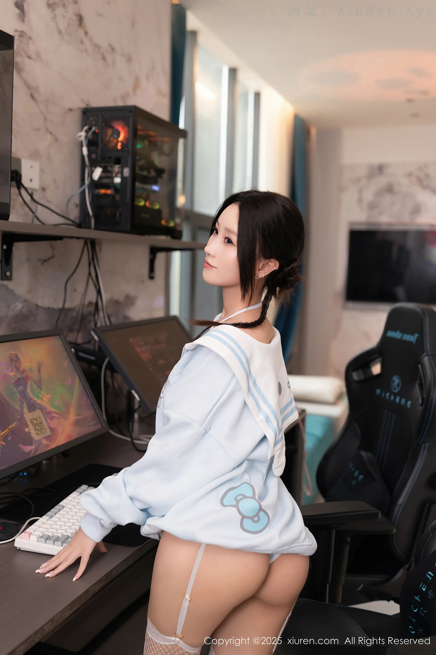 图片[5]-[XiuRen秀人网] VOL.10778 模特杏子Yada性感蓝色三点式内衣配白丝网袜秀曼妙身姿诱惑写真72P-秀人网官方网站